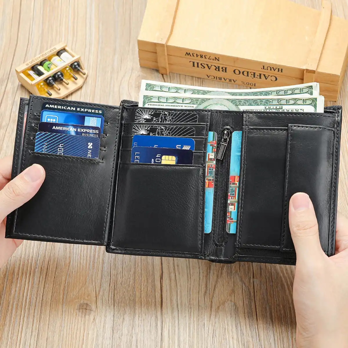 Δερμάτινο πορτοφόλι Cardinal 1152 black Δερμάτινο πορτοφόλι Cardinal 1152 black