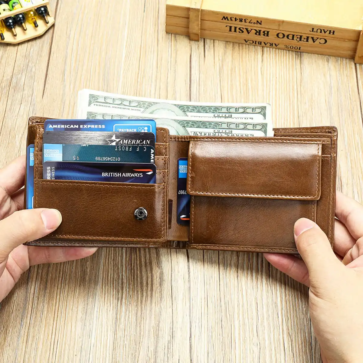 Δερμάτινο πορτοφόλι Cardinal 1166 coffee Δερμάτινο πορτοφόλι Cardinal 1166 coffee