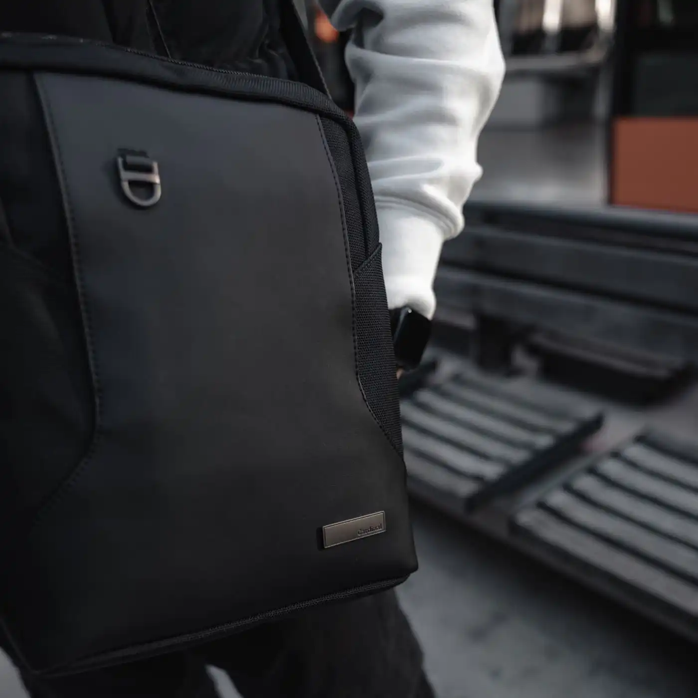 Τσαντάκι ώμου Cardinal 128 μαύρο