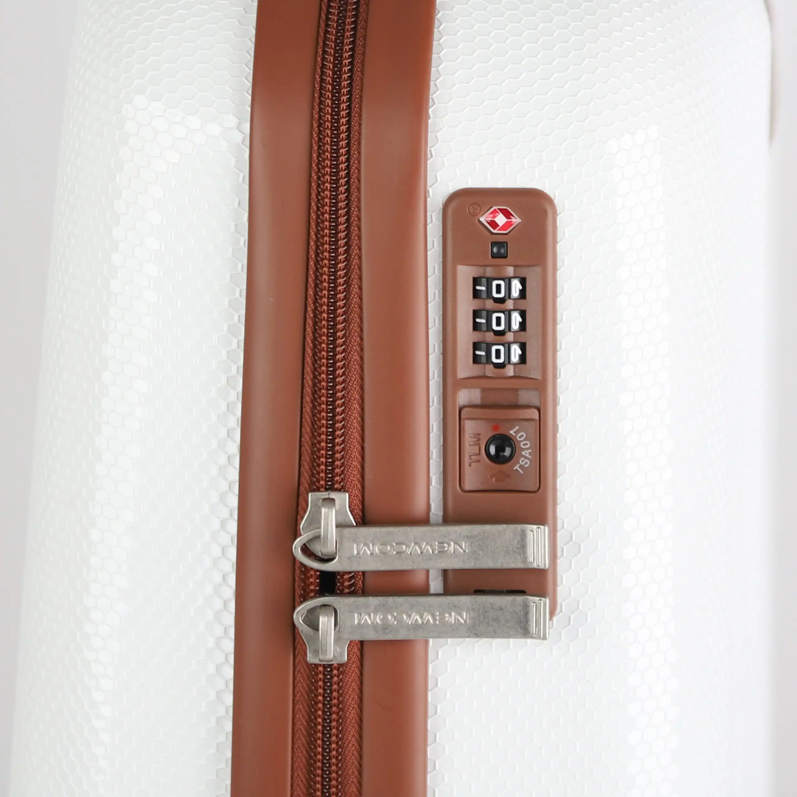 Βαλίτσα μεγάλη με ρόδες Newcom PC N1488/70 white