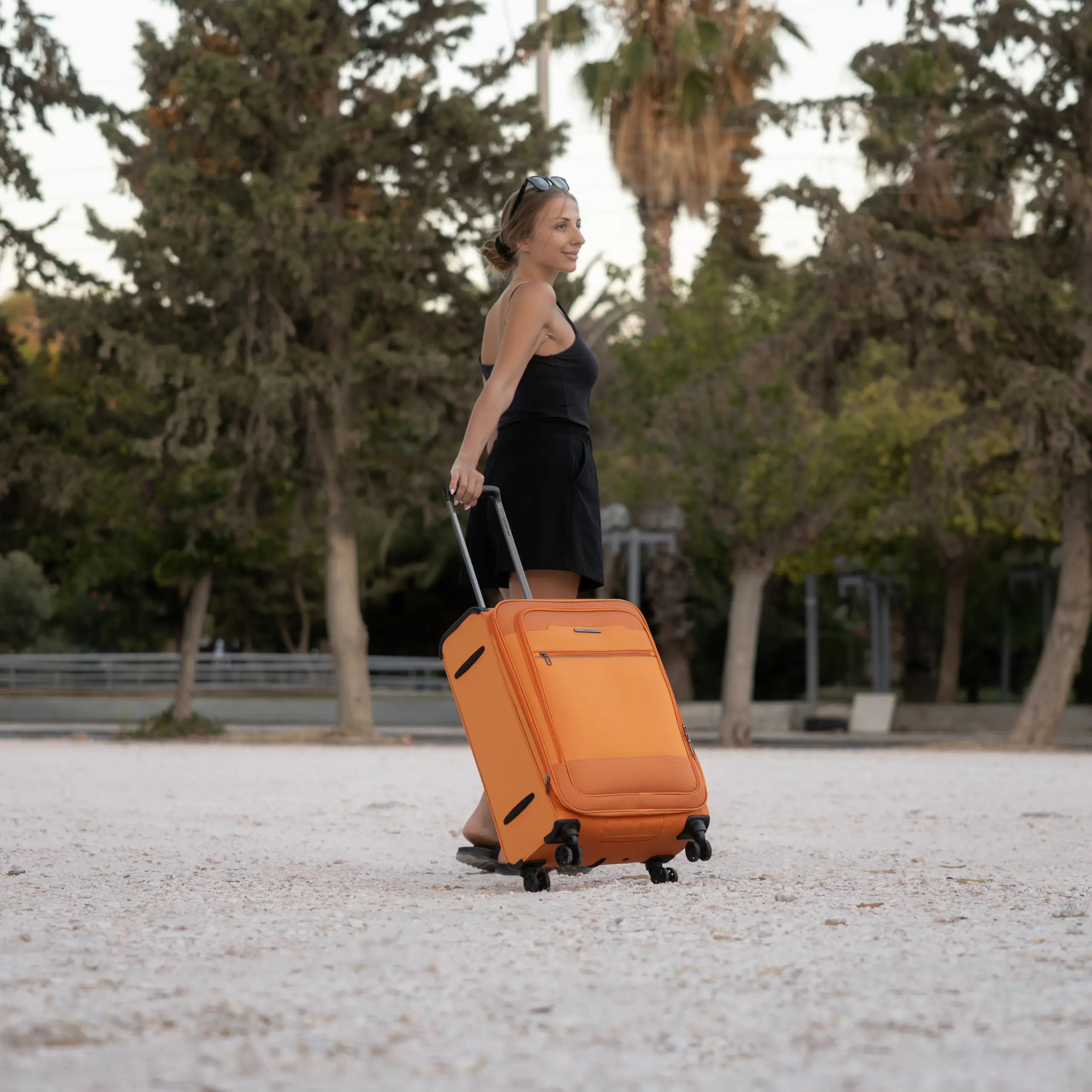 Βαλίτσα Υφασμάτινη μεσαία 20 κιλών Newcom N1510/60 orange