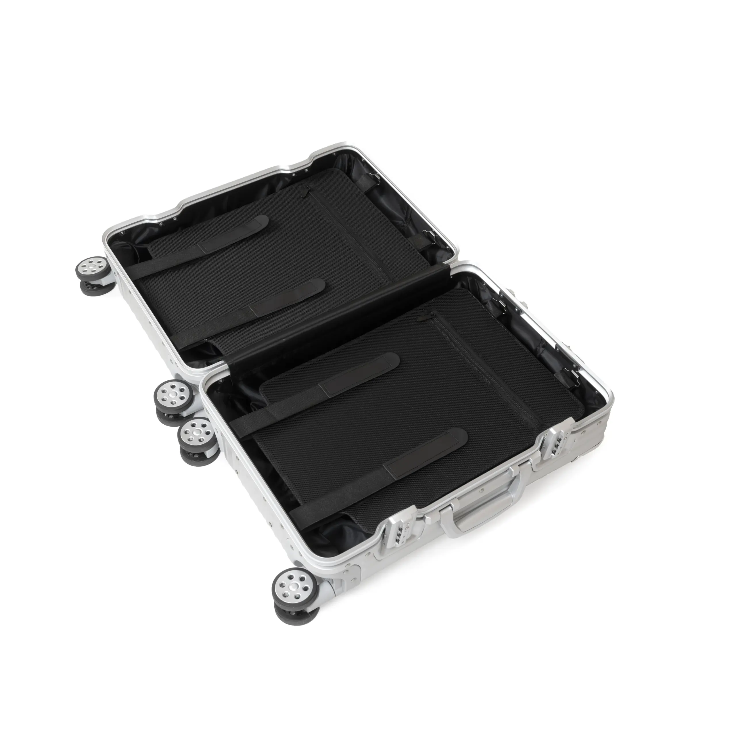 Βαλίτσα Αλουμινίου Μεγάλου Μεγέθους Newcom N1526/70 ασημί