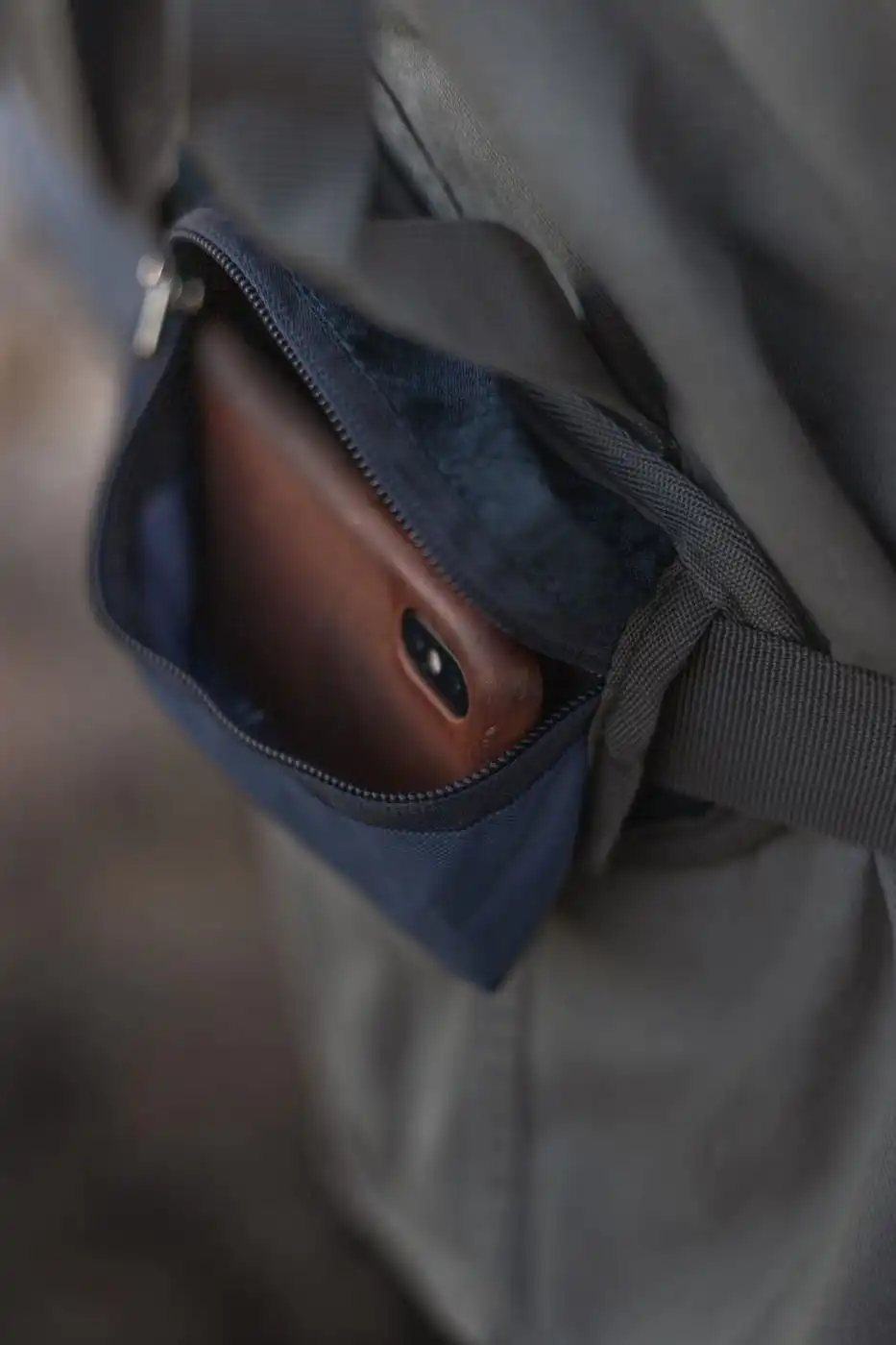 Σακίδιο ορειβατικό Ταξιδιού αδιάβροχο Cardinal 1788 70+5L σκούρο μπλέ