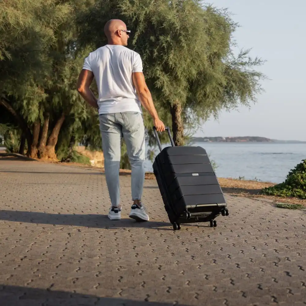 Βαλίτσα Ταδιδιού Επεκτάσιμη Elusive Cardinal (PP) μεσαία 2016/60cm μαύρο