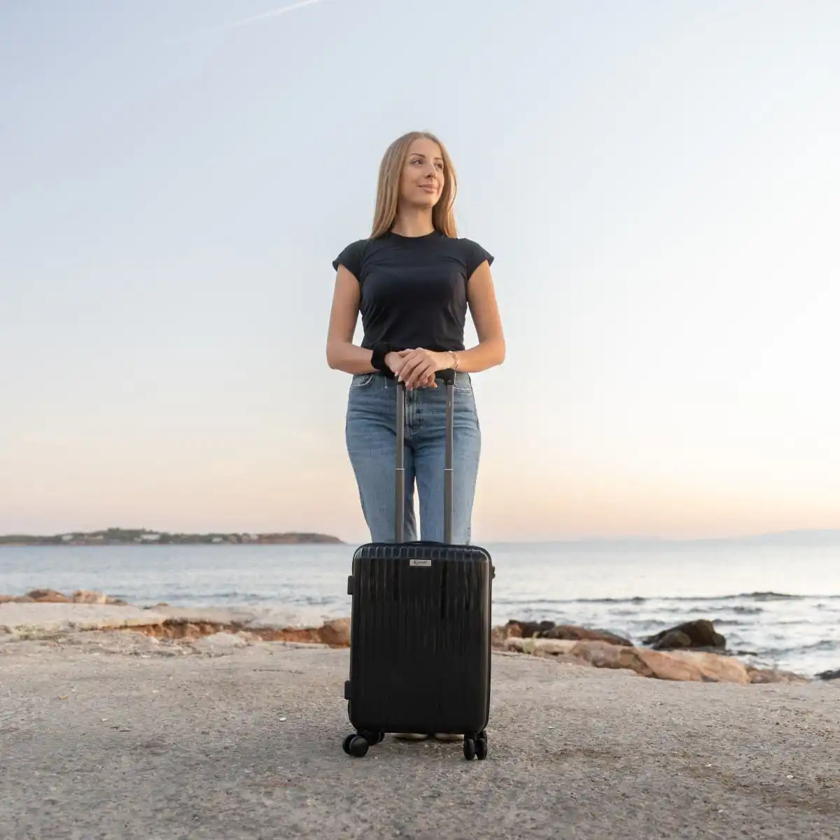 Βαλίτσα Ταξιδιού Άθραυστη Cardinal (PP) καμπίνας 2018/50 μαύρο