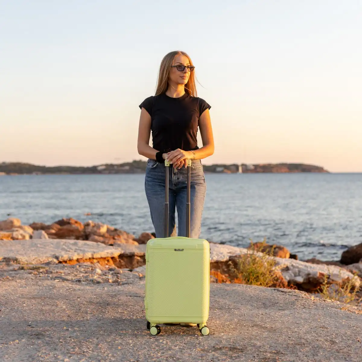 Βαλίτσα Σκληρή Άθραυστη Cardinal (PP) καμπίνας 2019/50 lemon Yellow