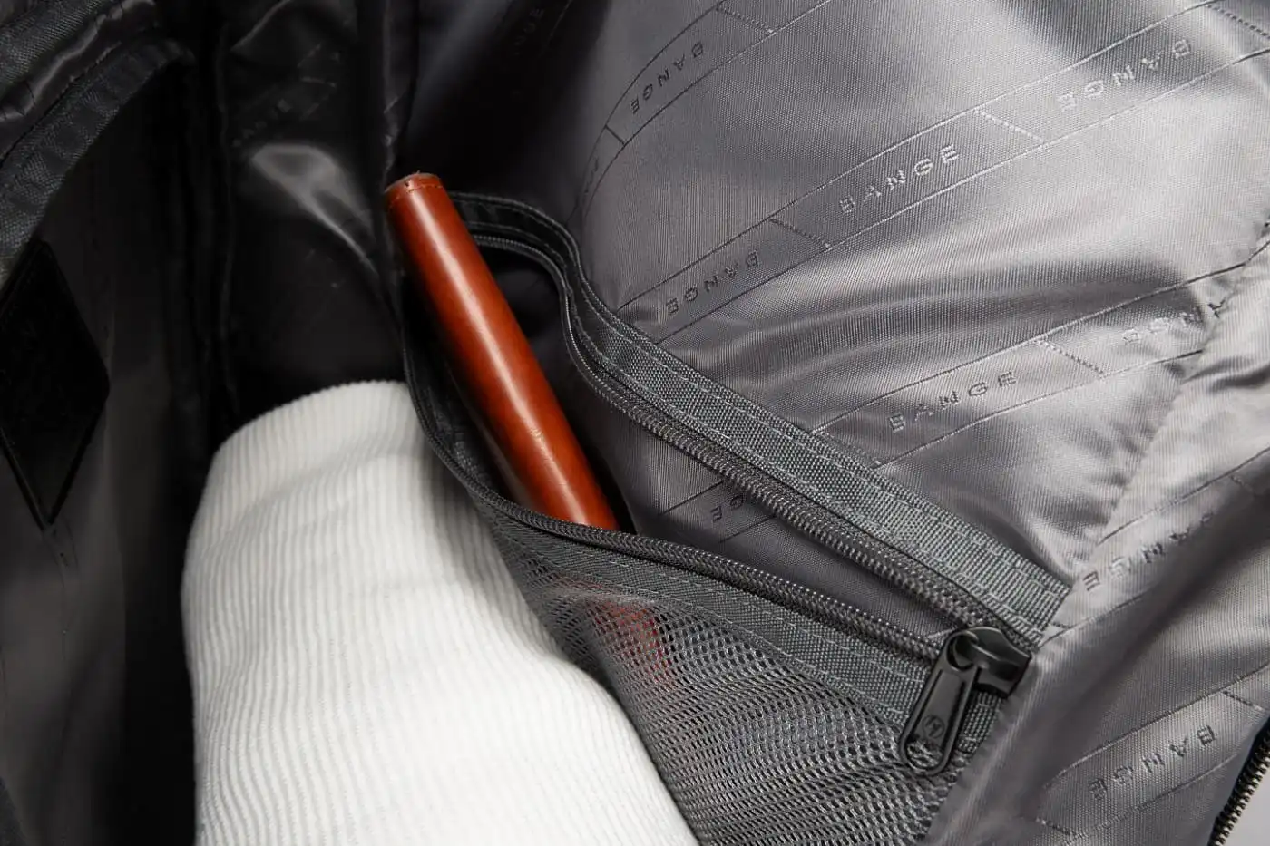 Σακίδιο πλάτης 24L Laptop 15,6” Bange 2888 μαύρο