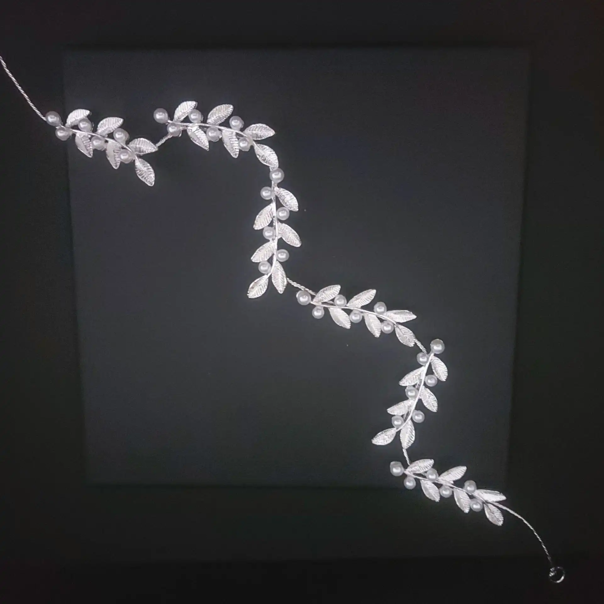 Νυφικό headpiece φύλλα 32 cm