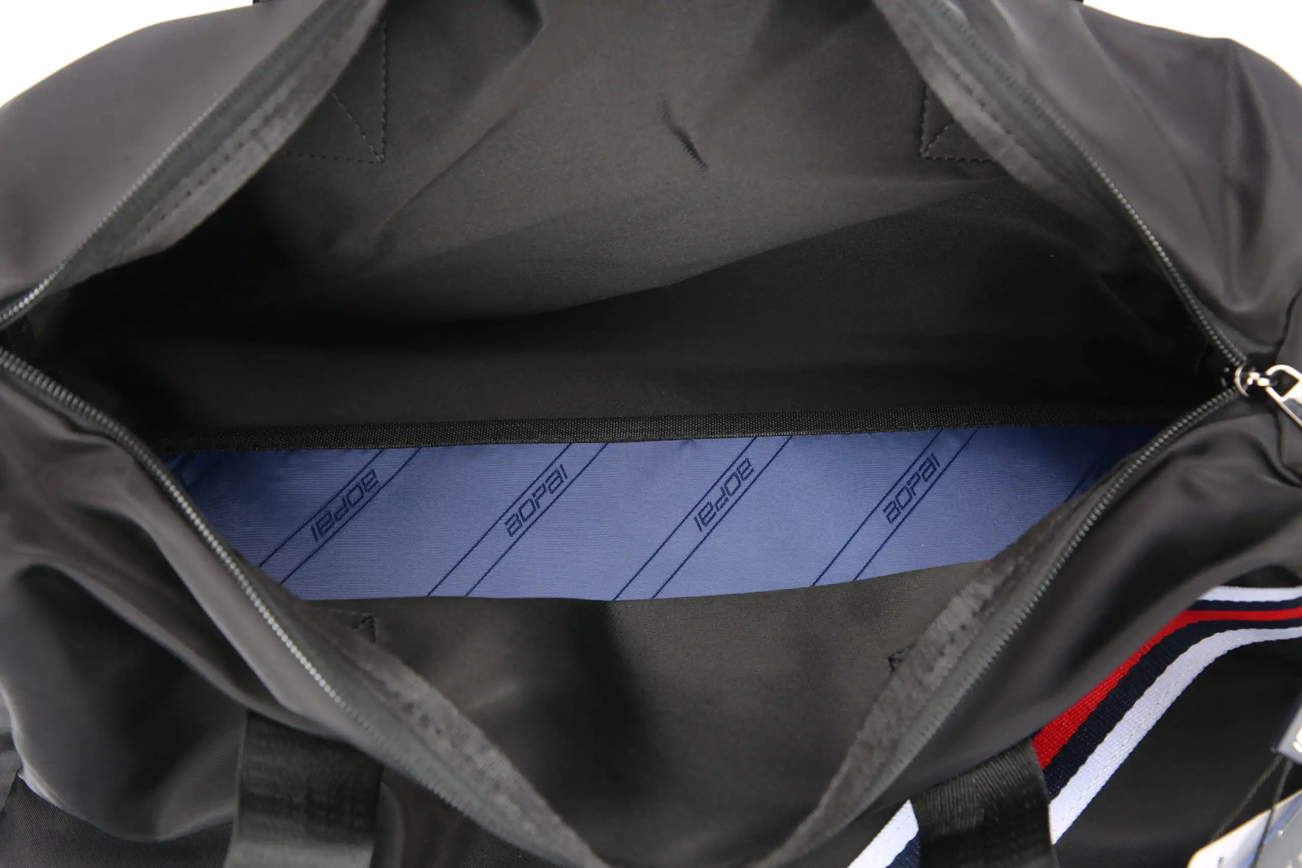 Σάκος Ταξιδίου Bopai 26 L 32-123381 μαύρο