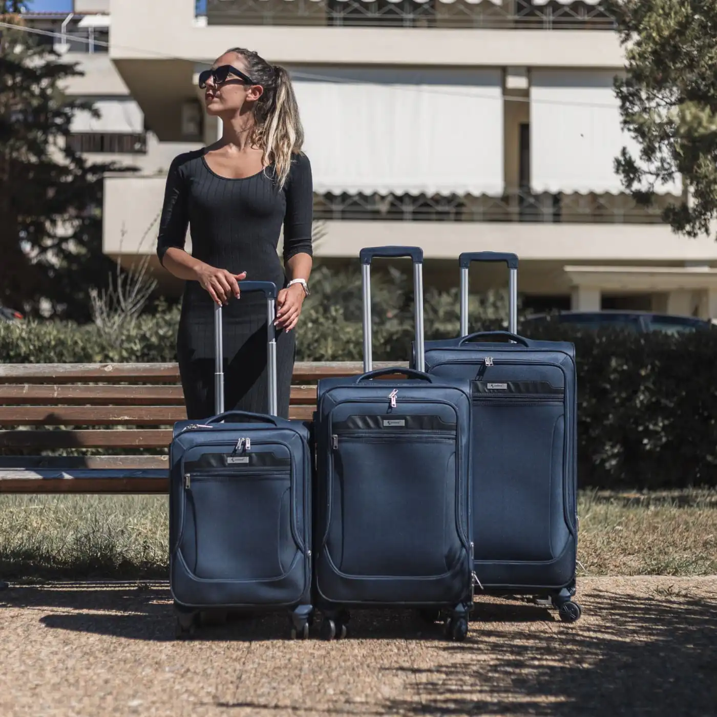 Βαλίτσες trolley (σετ 3 τεμαχίων) Cardinal 3300 σκούρο μπλέ Βαλίτσες trolley (σετ 3 τεμαχίων) Cardinal 3300 σκούρο μπλέ