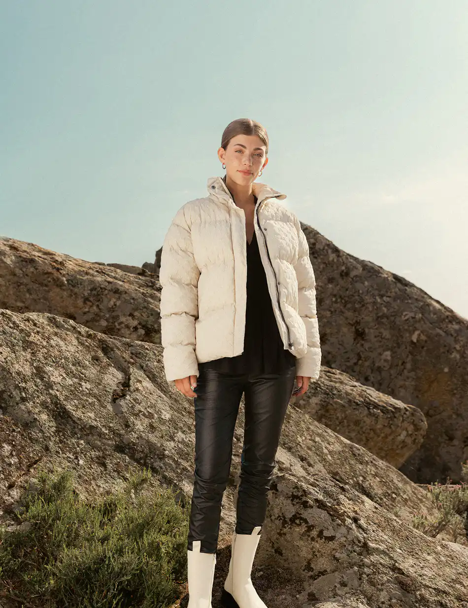 Biston fashion γυναικείο κοντό μπουφάν με γιακά 50-101-005 LT BEIGE