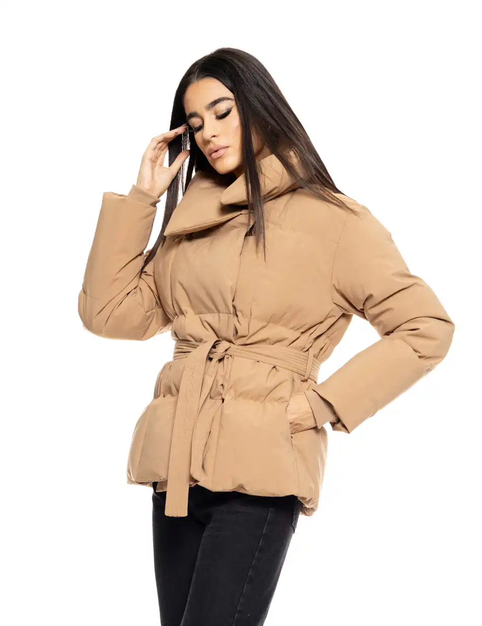 Biston fashion γυναικείο κοντό μπουφάν με γιακά 50-101-053 CAMEL