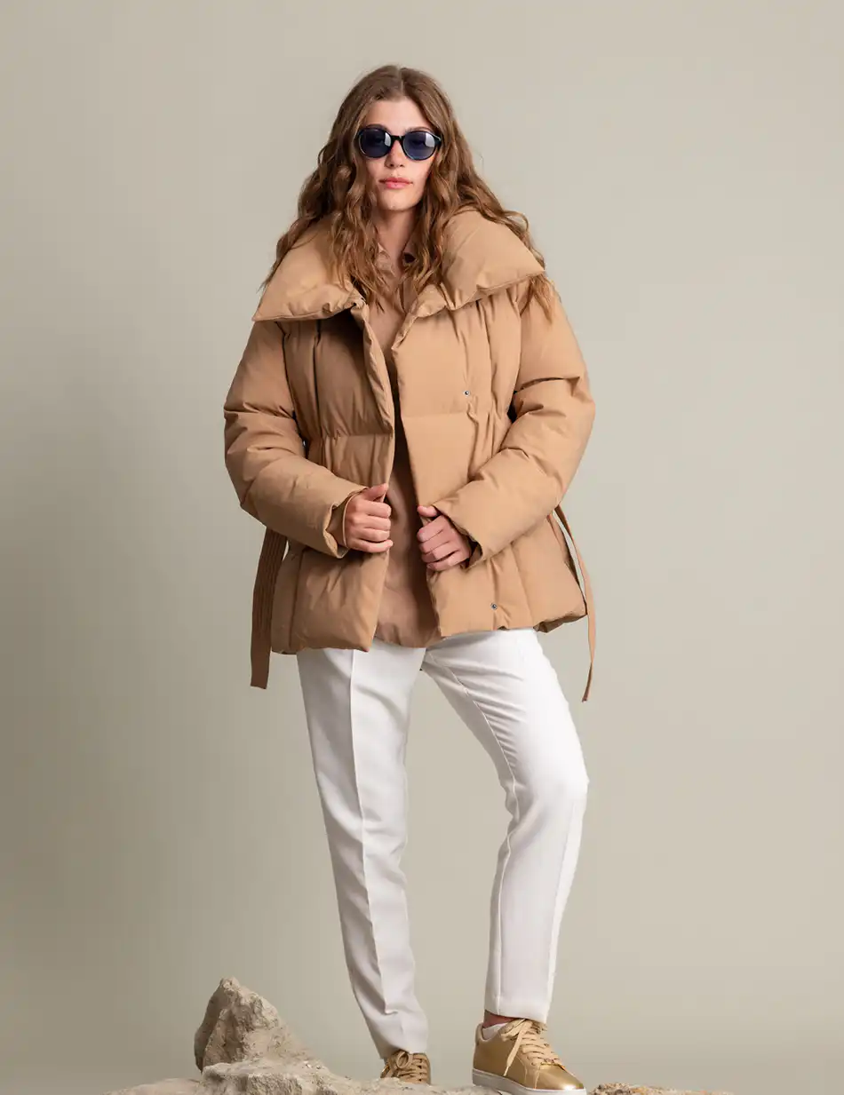 Biston fashion γυναικείο κοντό μπουφάν με γιακά 50-101-053 CAMEL