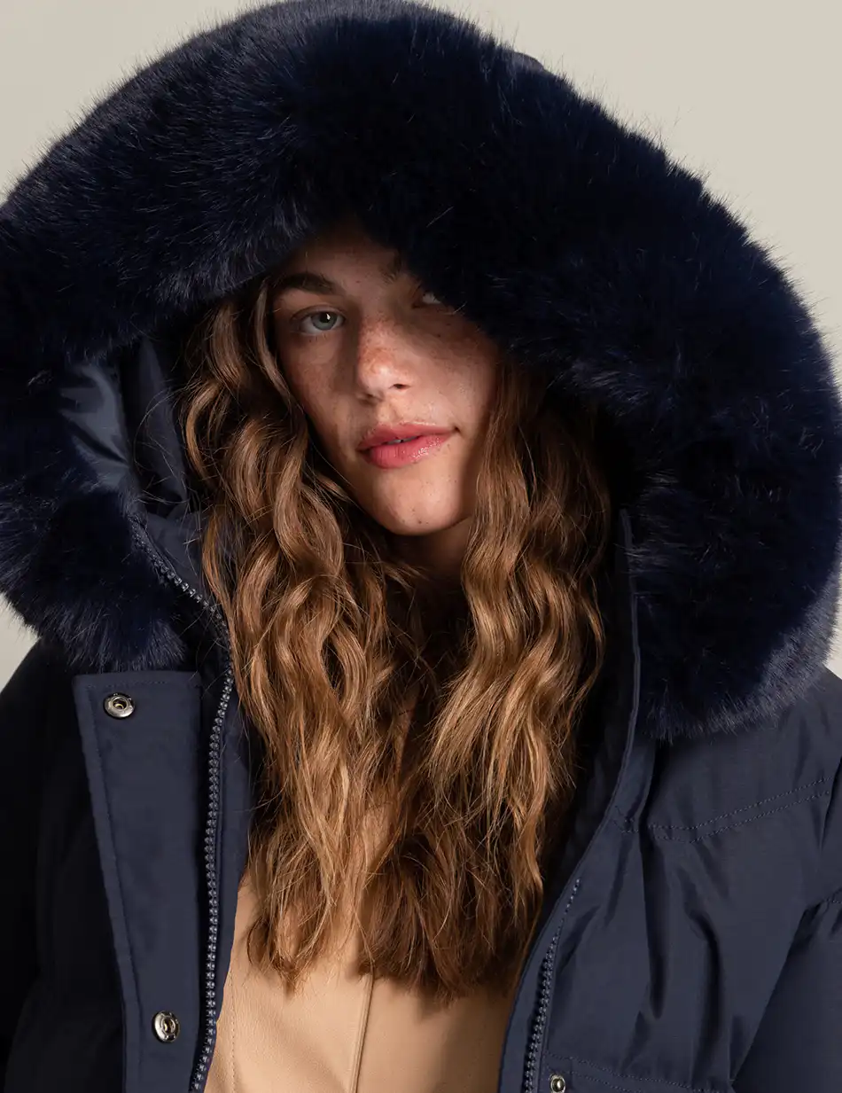 Biston fashion γυναικείο μακρύ μπουφάν με αποσπώμενη κουκούλα 50-101-056 NAVY