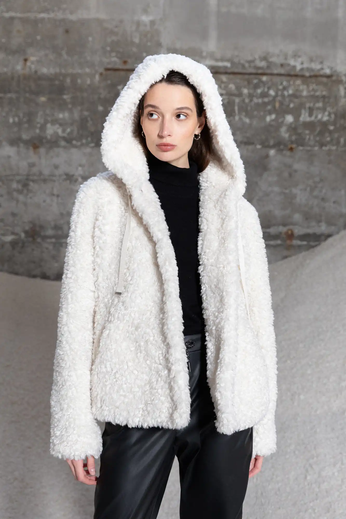 Splendid fashion γυναικείο κοντό λούτρινο πανωφόρι 52-101-013 OFF WHITE