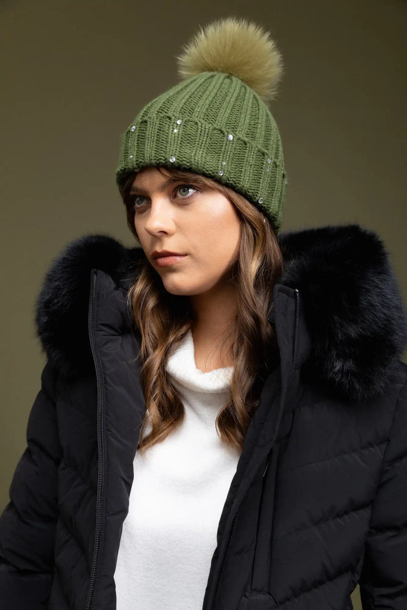 Biston fashion γυναικείο κοντό μπουφάν με αποσπώμενη κουκούλα 52-101-053 BLACK