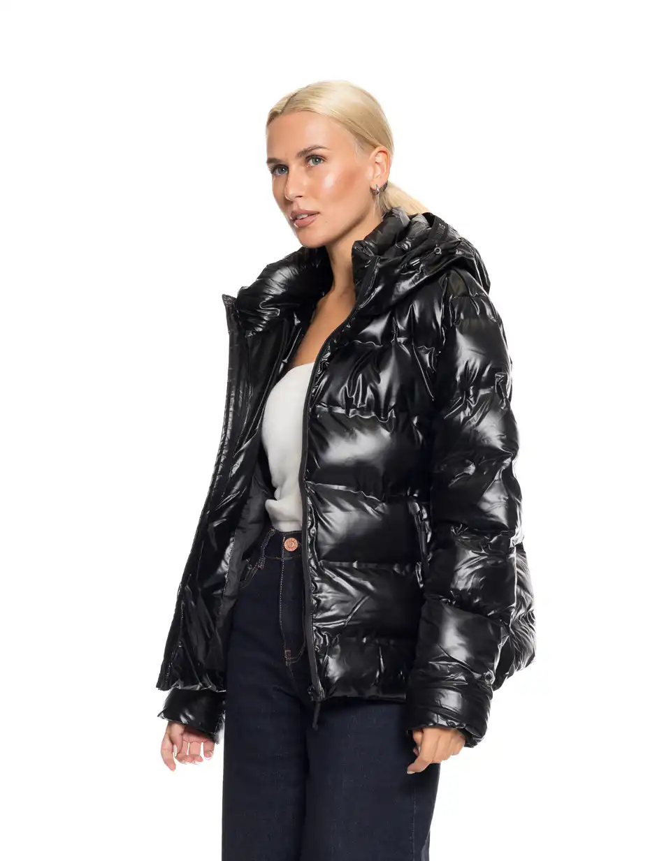 Biston fashion γυναικείο κοντό μπουφάν με κουκούλα 52-101-071 BLACK