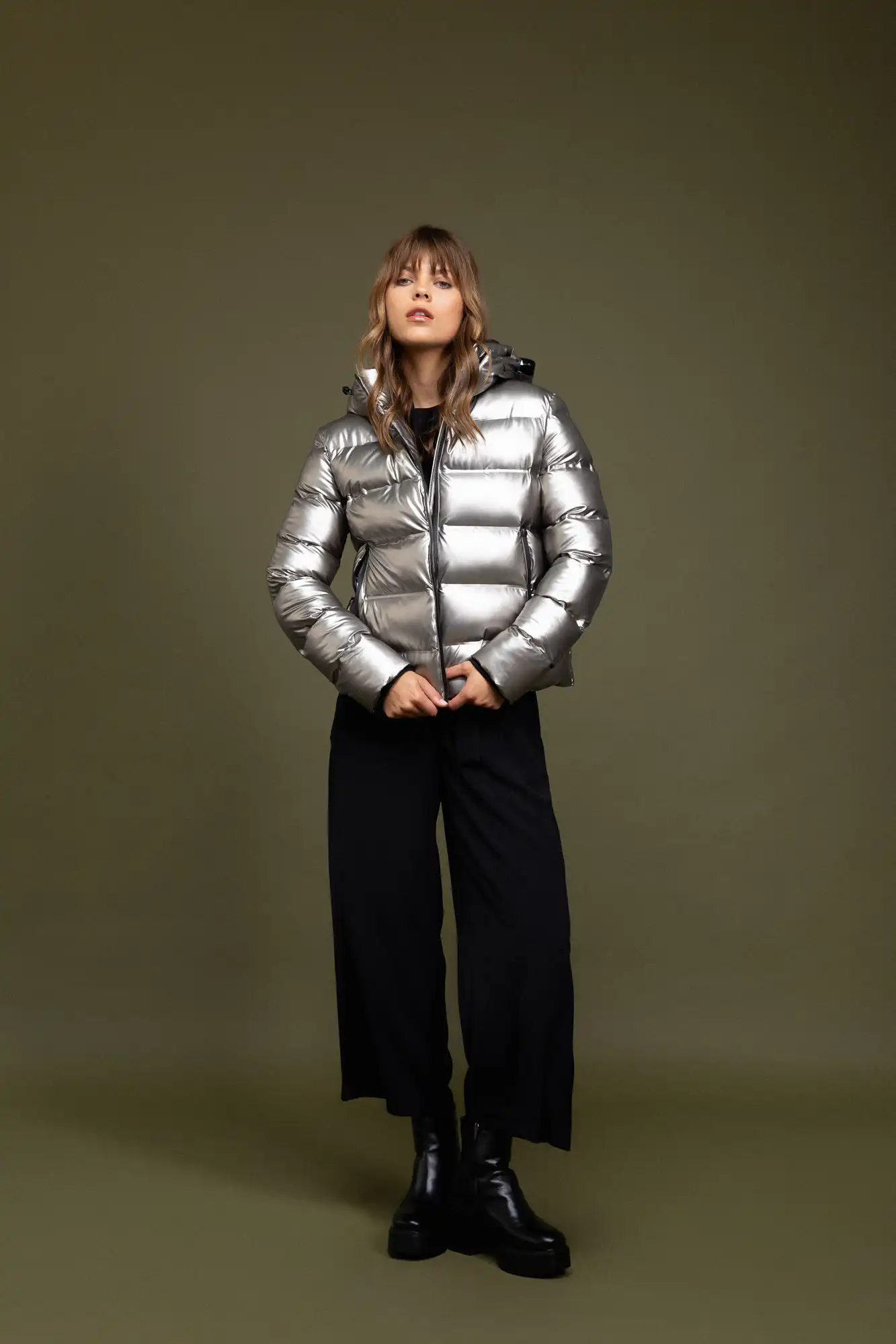 Biston fashion γυναικείο κοντό μπουφάν με κουκούλα 52-101-071 BEIGE