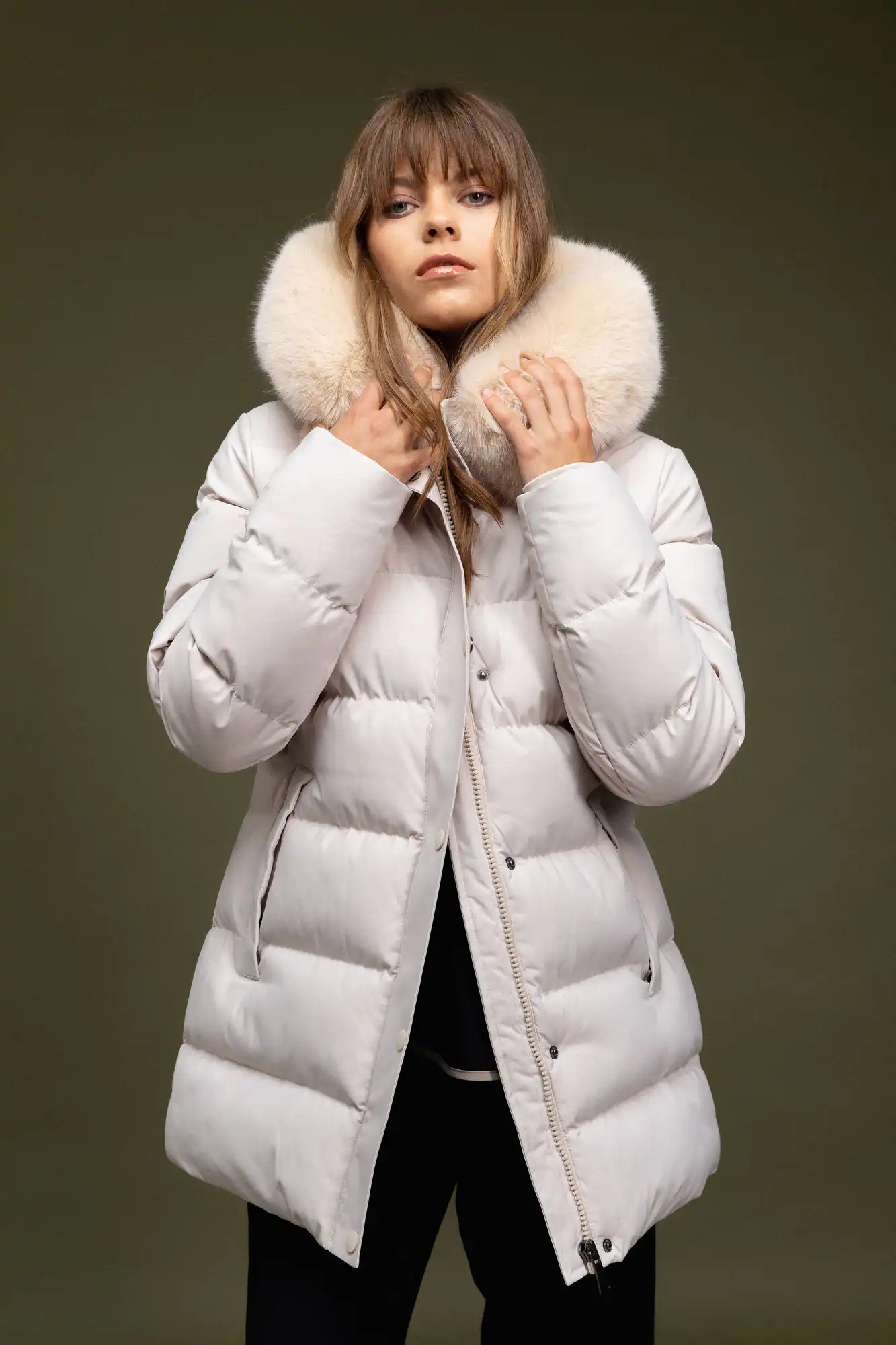 Biston fashion γυναικείο κοντό μπουφάν με αποσπώμενη κουκούλα 52-101-099 LT BEIGE