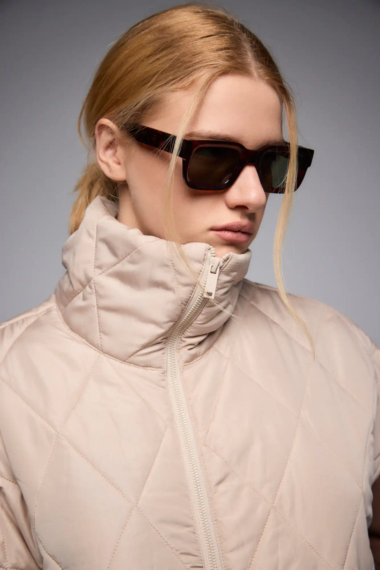 S' Γυναικείο αμάνικο τύπου πόντσο 53-102-004 BEIGE