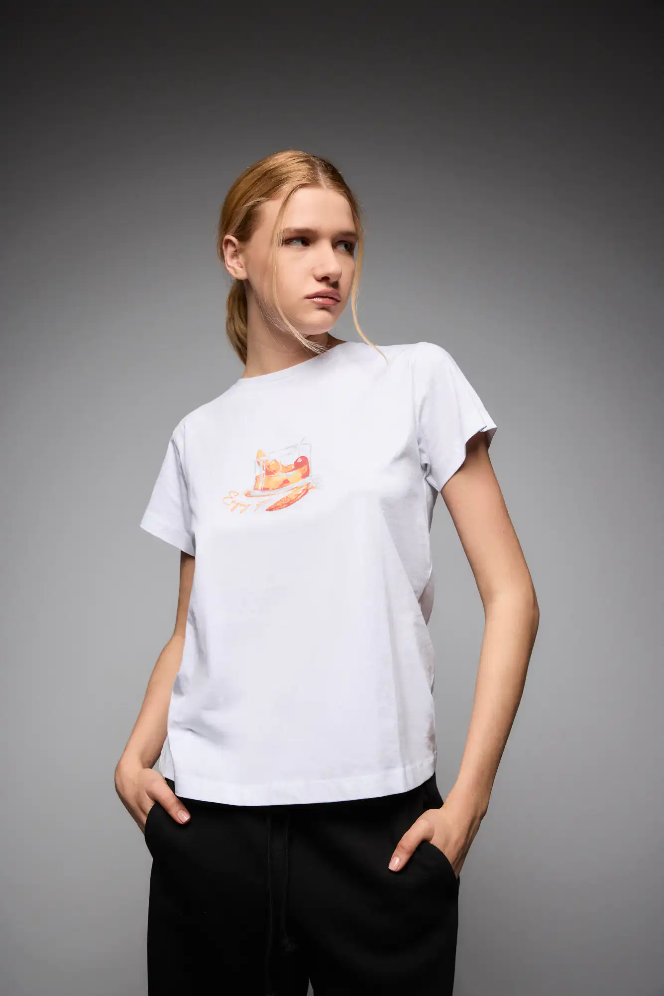 S' Γυναικείο t-shirt με τύπωμα ''SHORT GLASS'' 53-106-010 WHITE