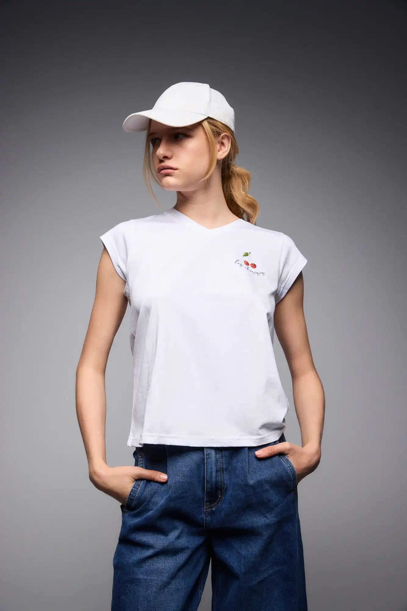 S' Γυναικείο t-shirt με τύπωμα ''CHERRY'' 53-106-014 WHITE