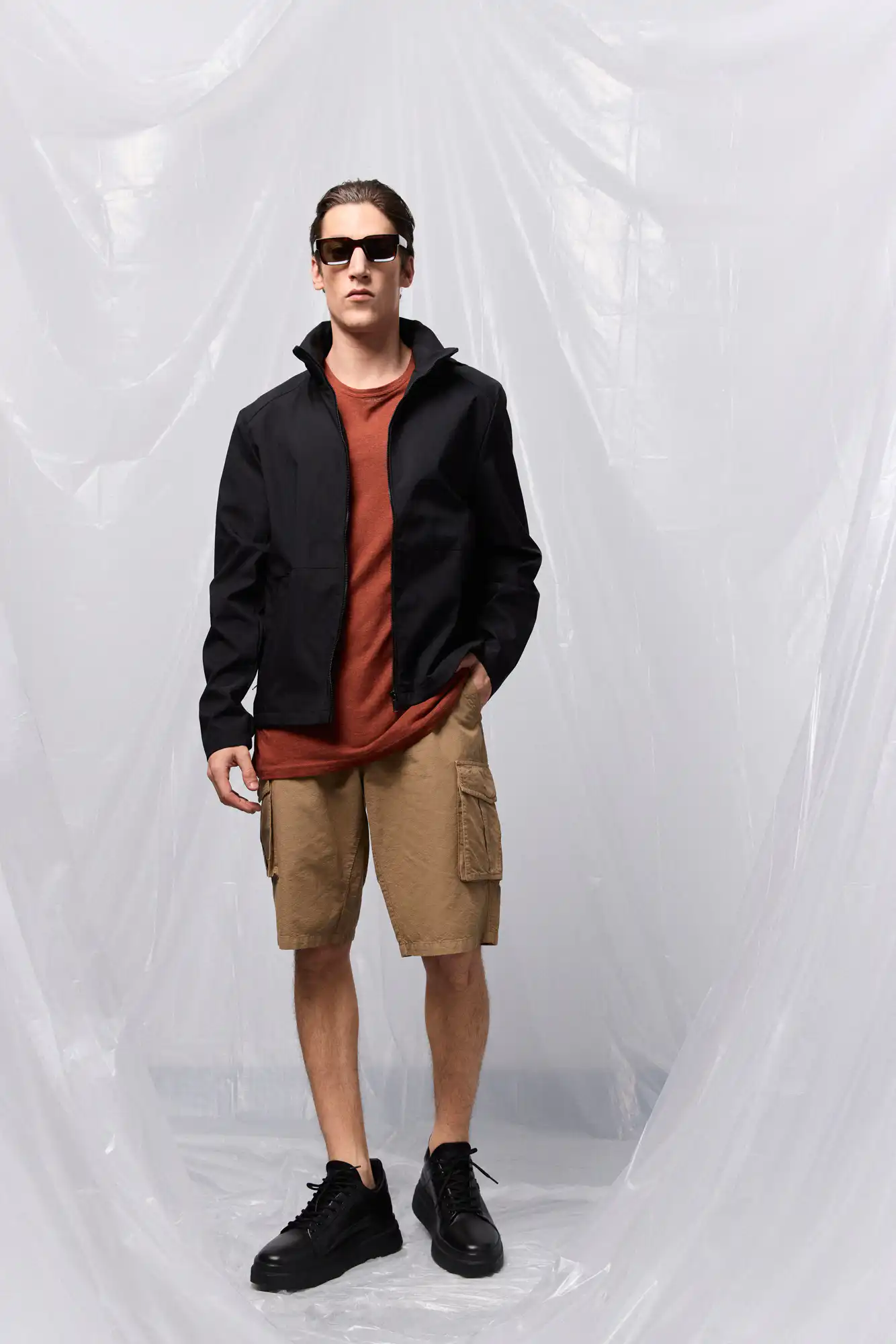 B' Ανδρικό κοντό πανωφόρι με κρυφή κουκούλα 53-201-004 BLACK