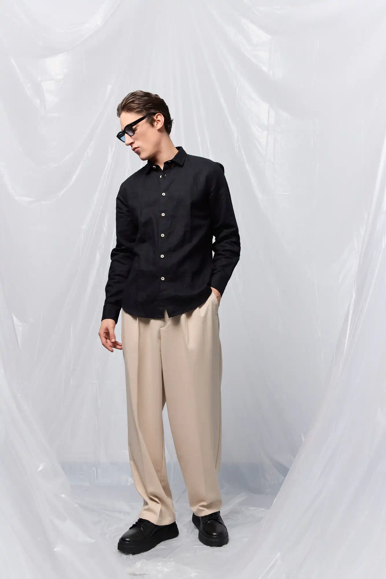 ST' Ανδρικό λινό μακρυμάνικο πουκάμισο με "kent/ κανονικο κολλάρο 53-203-002 BLACK