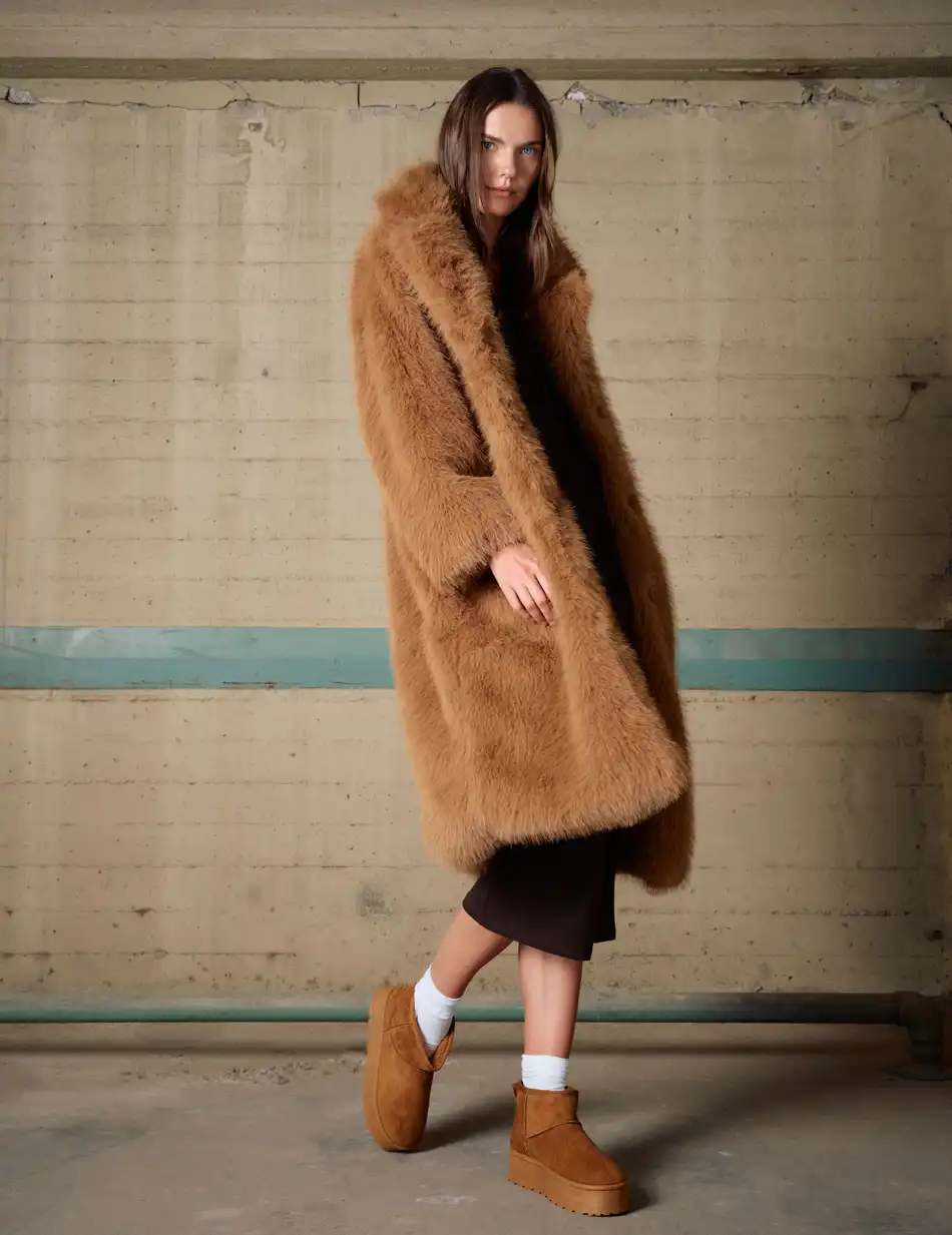 Biston Γυναικείο μακρύ πανωφόρι από συνθετική γούνα 54-101-056 LT BROWN