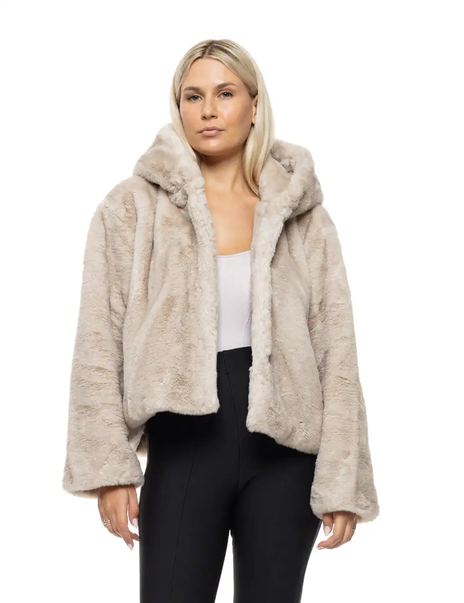 Biston Γυναικείο κοντό μπουφάν απο συνθετική γουνα 54-101-073 BEIGE