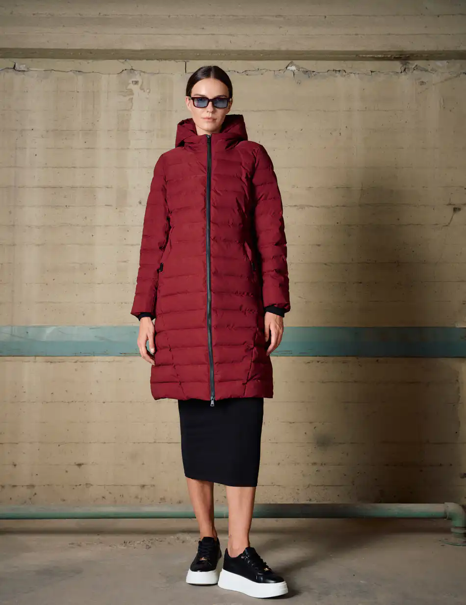 Βiston Γυναικείο μακρύ παλτό με κουκούλα 54-101-108 BORDEAUX