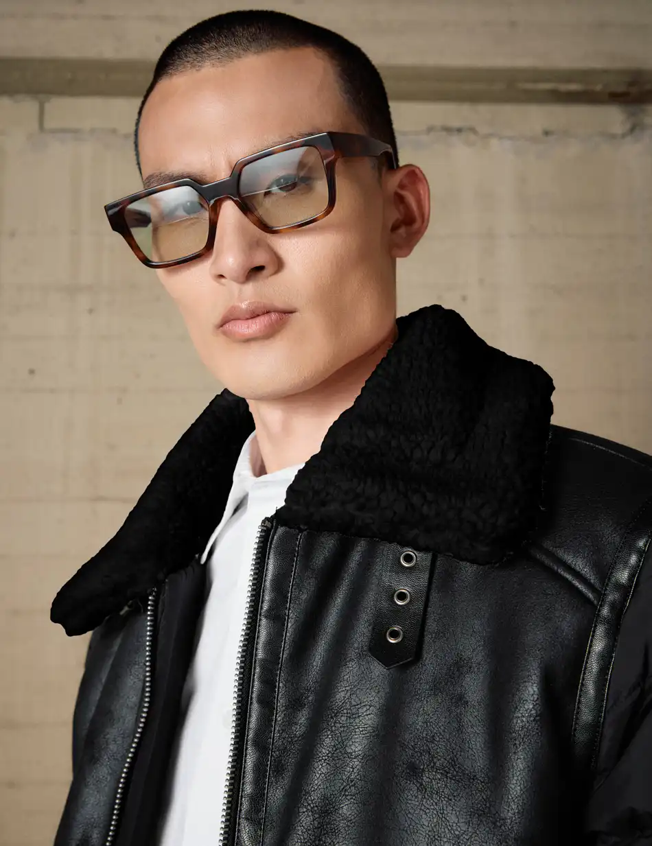 Biston Ανδρικό κοντό μπουφάν με γιακά και γούνα εσωτερικά 54-201-048 BLACK