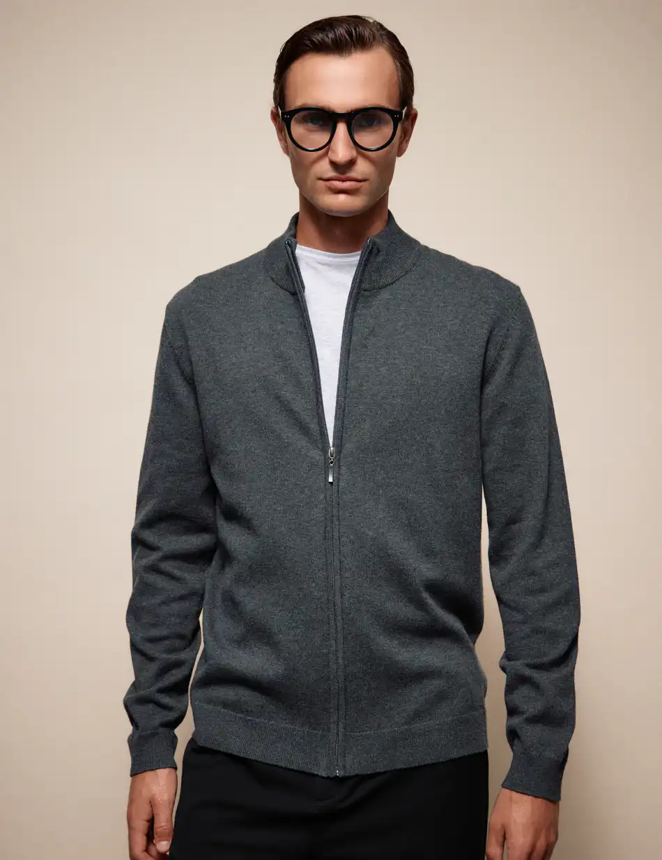 Biston Ανδρική πλεκτή ζακέτα με όρθιο λαιμό και φερμουάρ 54-206-010 DK GREY
