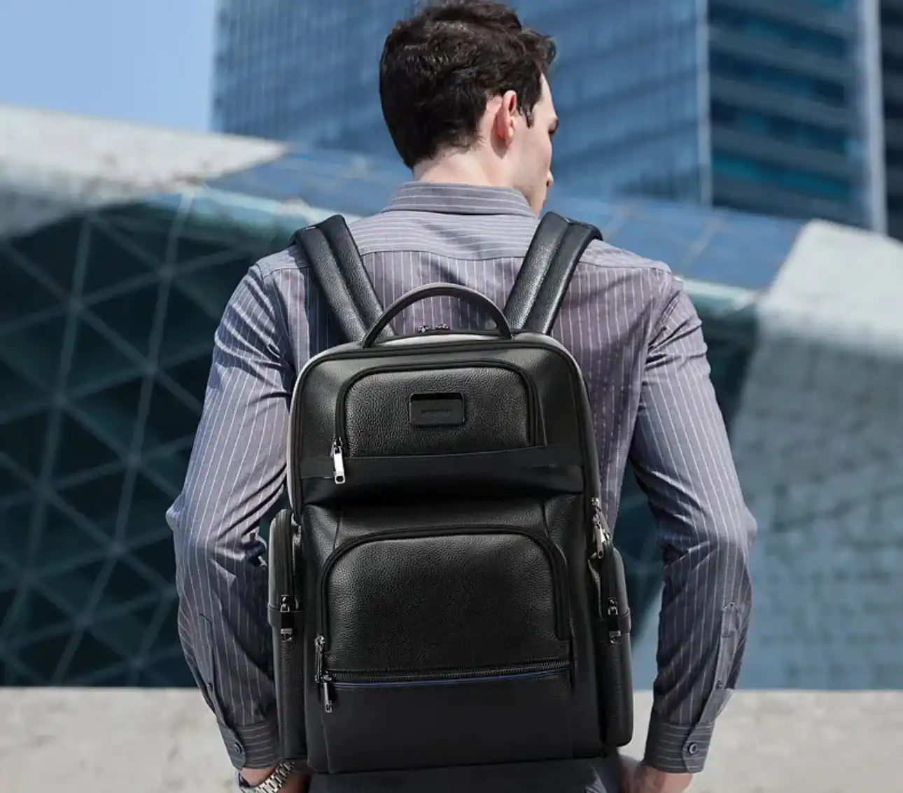 Δερμάτινο Σακίδιο πλάτης 25L Laptop 15,6” Bopai 61-129171 μαύρο Δερμάτινο Σακίδιο πλάτης 25L Laptop 15,6” Bopai 61-129171 μαύρο