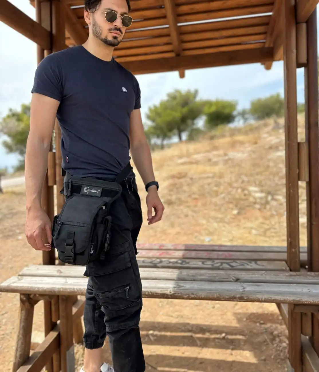 SUPER ΠΡΟΣΦΟΡΑ Τσαντάκι ποδιού Cardinal 710 μαύρο