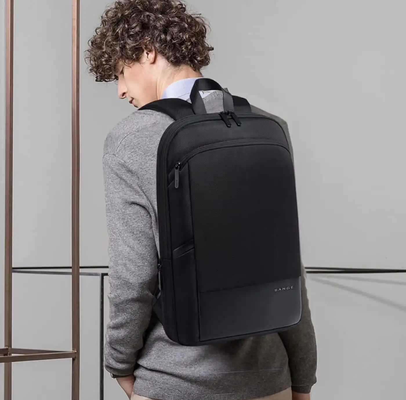 Σακίδιο πλάτης 20L Laptop 15,6” Bange 77115 μαύρο Σακίδιο πλάτης 20L Laptop 15,6” Bange 77115 μαύρο