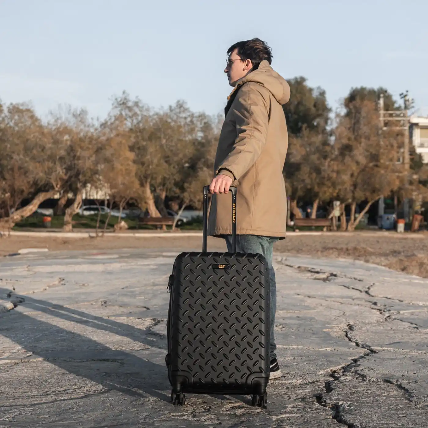 Βαλίτσα ταξιδιού Caterpillar μεσαία 83688-01/60