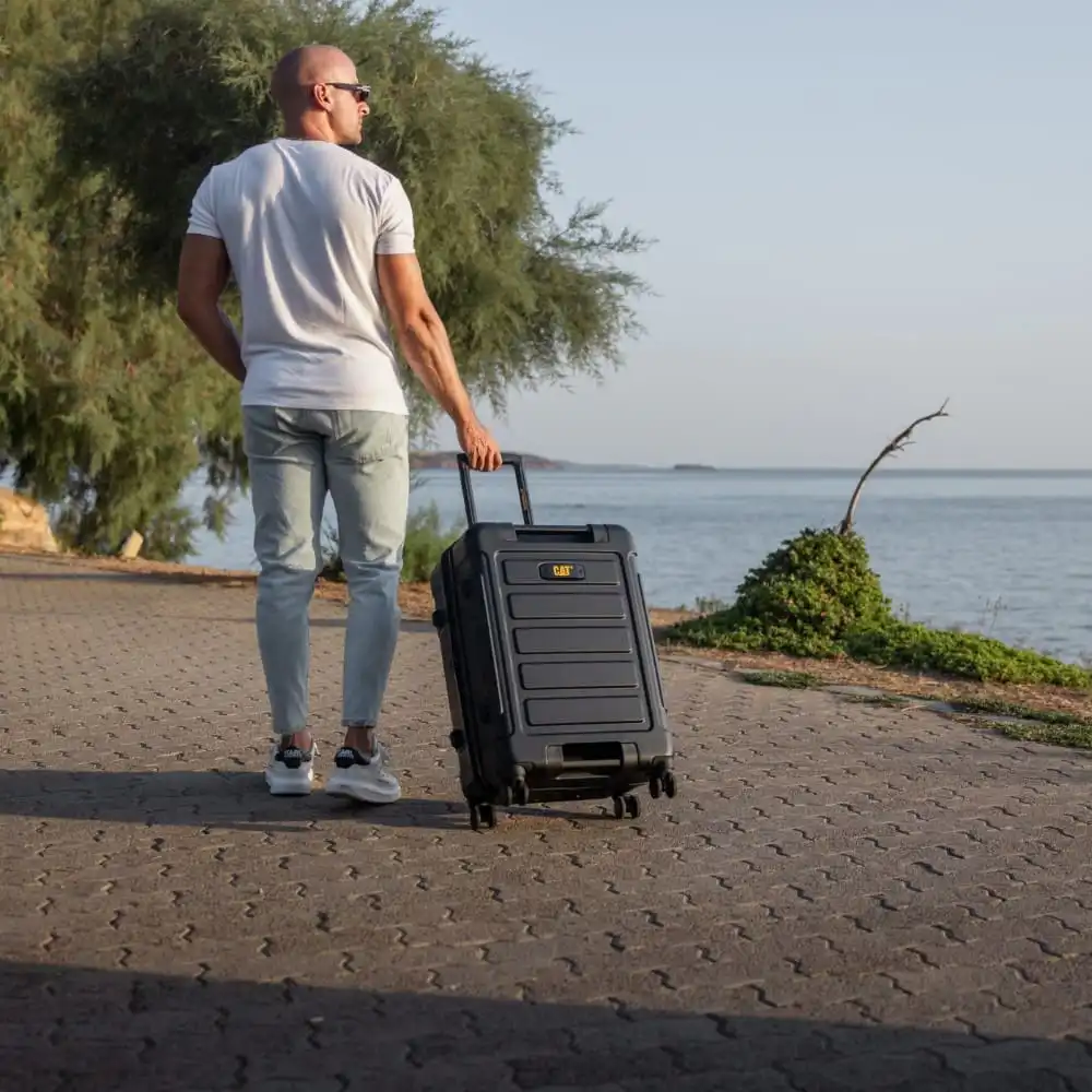 Βαλίτσα Ταξιδιού Caterpillar μεσαία 83795-01/60 μαύρη