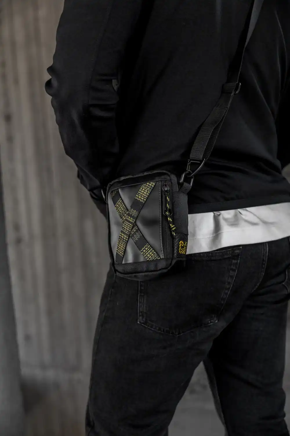 SUPER ΠΡΟΣΦΟΡΑ Τσαντάκι ώμου Caterpillar 84166-01