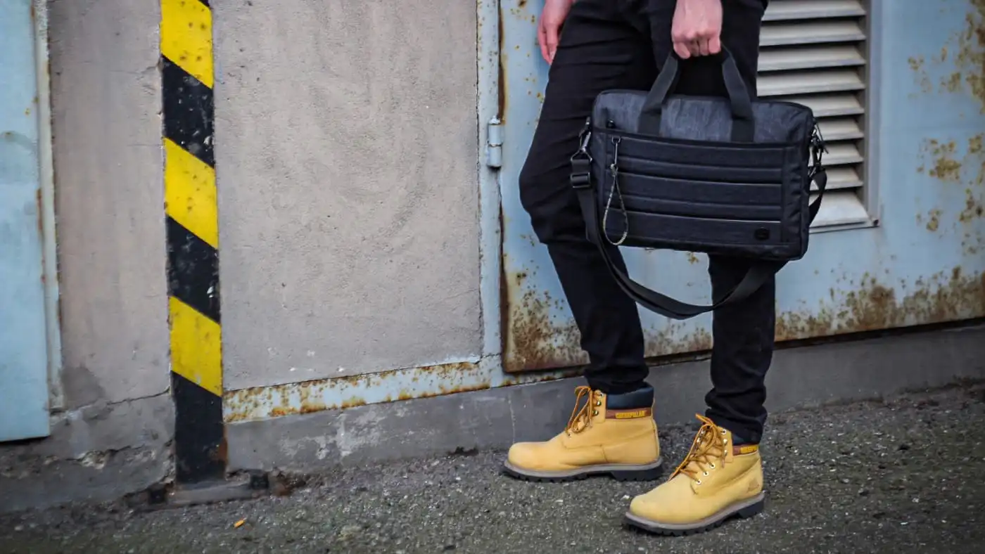 Χαρτοφύλακας Caterpillar 10L 84349-500