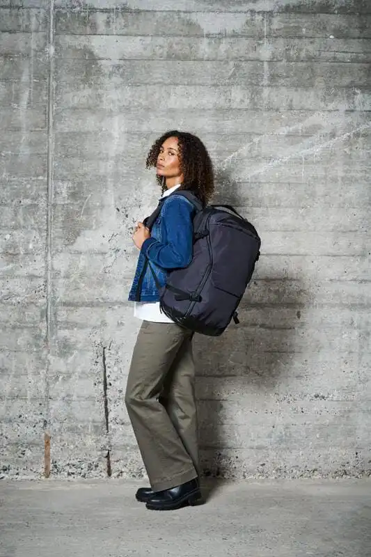 Σακίδιο πόλης Caterpillar 19 L 84655-106 Σακίδιο πόλης Caterpillar 19 L 84655-106