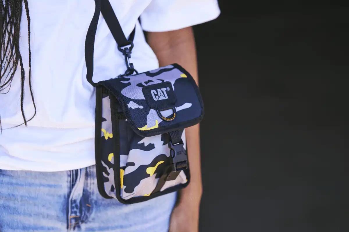 Τσαντάκι ώμου Caterpillar 84717-634