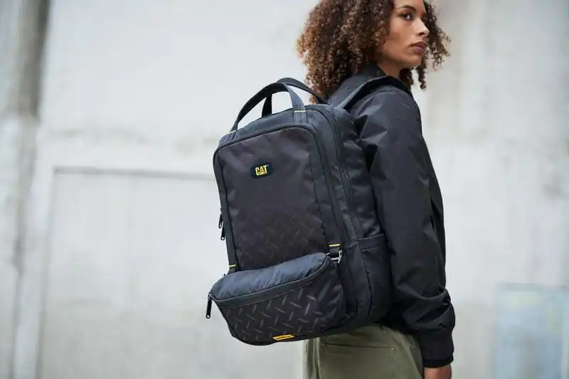 Σακίδιο πόλης Voyager 2-in-1 Caterpillar 30 L 84836-01 Σακίδιο πόλης Voyager 2-in-1 Caterpillar 30 L 84836-01