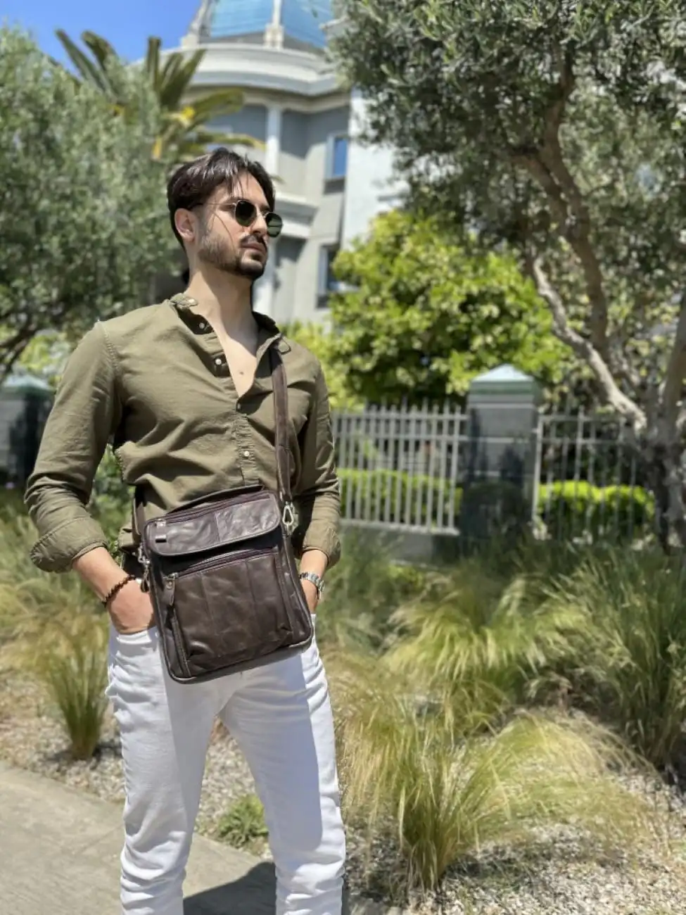 Δερμάτινο τσαντάκι ώμου Cardinal 8870 καφέ