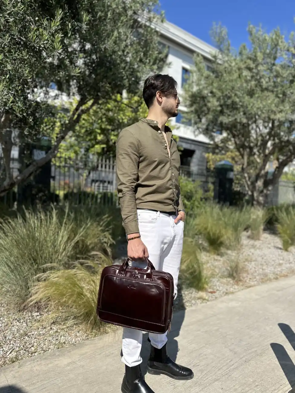 Δερμάτινος χαρτοφύλακας Cardinal 8979 coffee Δερμάτινος χαρτοφύλακας Cardinal 8979 coffee