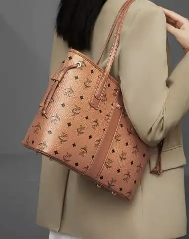 Γυναικεία Τσάντα PVC Χειρός Foxer 9158130F καφέ