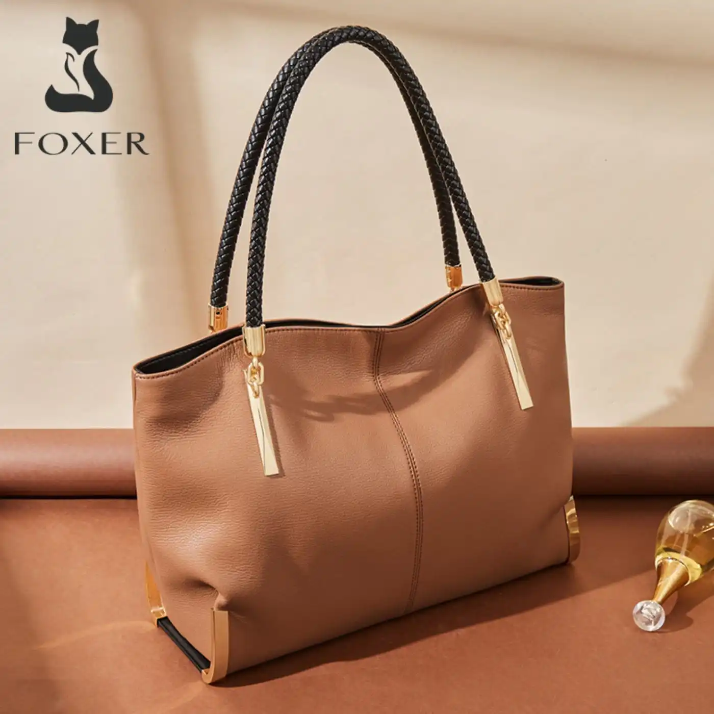 Δερμάτινη Γυναικεία Τσάντα Shopper ‘Ωμου Foxer 938032F καφέ Δερμάτινη Γυναικεία Τσάντα Shopper ‘Ωμου Foxer 938032F καφέ