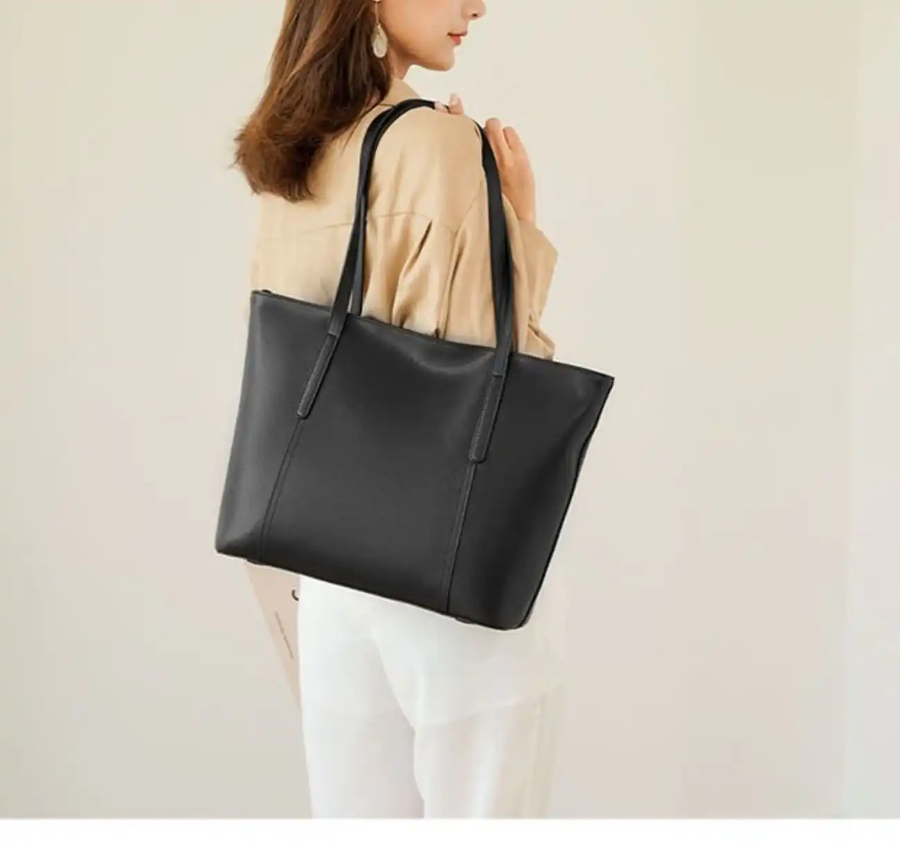 Δερμάτινη Γυναικεία Τσάντα Shopper 'Ωμου Foxer 958V422F μαύρο