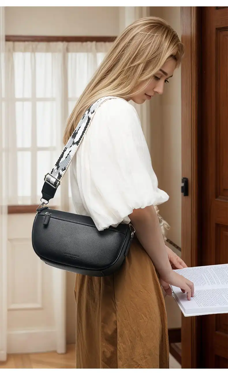 Γυναικεία Τσάντα Ώμου Pierre Loues PL959-17 μαύρο Γυναικεία Τσάντα Ώμου Pierre Loues PL959-17 μαύρο