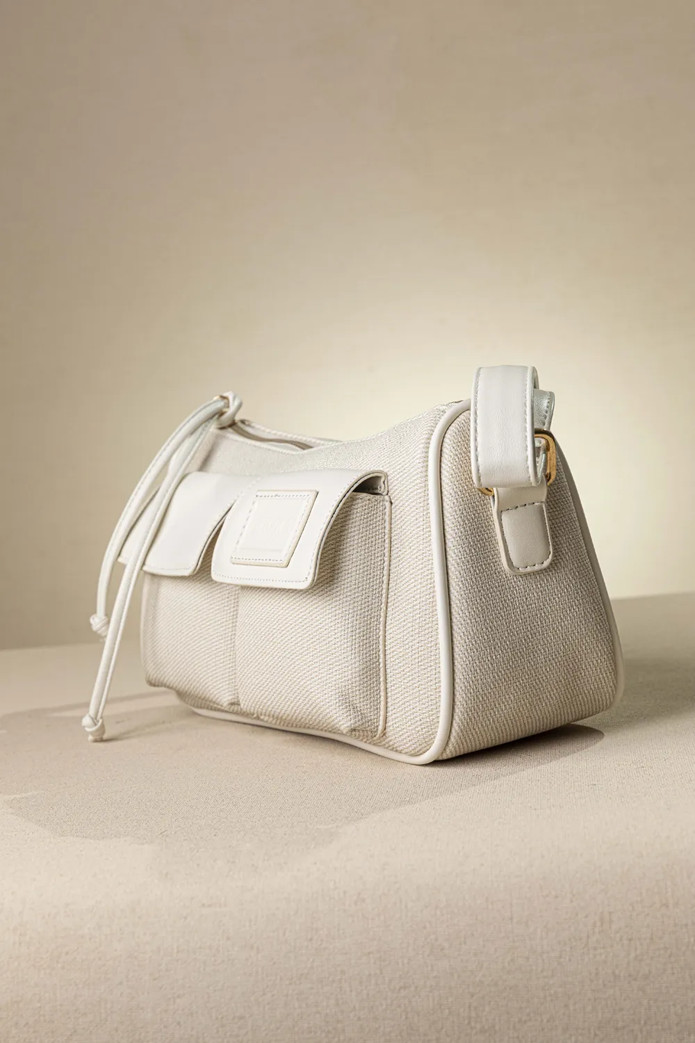 Τσαντάκι ώμου και χιαστί με εξωτερικές τσέπες